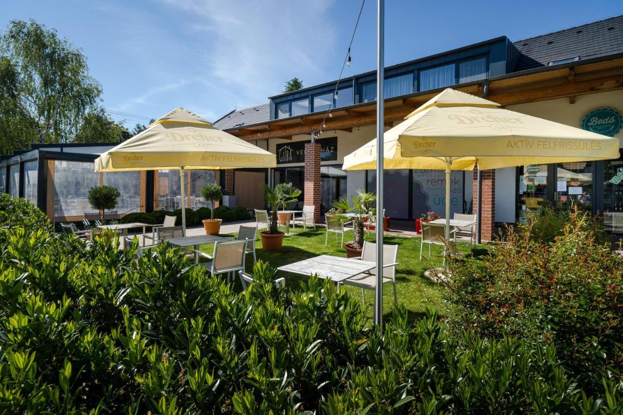 Pipacs Panir & Grill Garden Vendeghaz Hotell Győrújbarát Eksteriør bilde