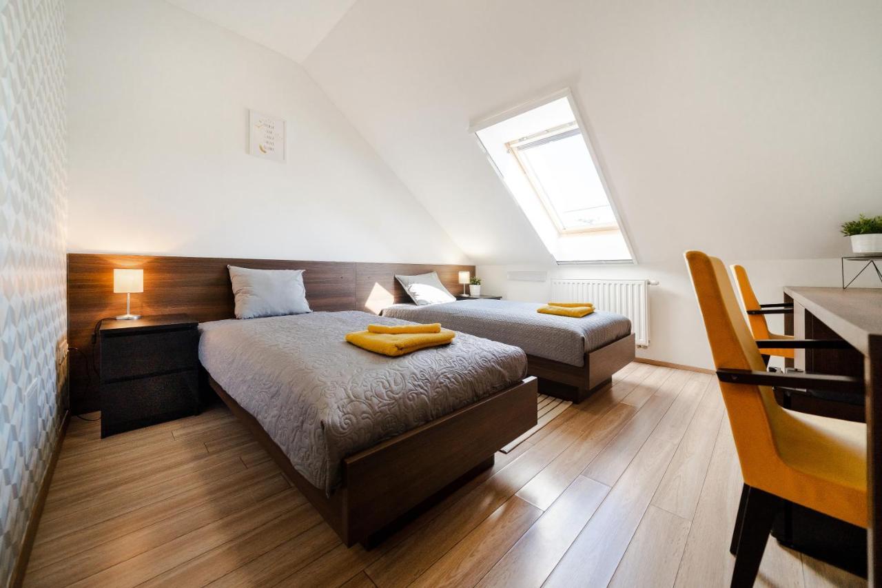 Pipacs Panir & Grill Garden Vendeghaz Hotell Győrújbarát Eksteriør bilde