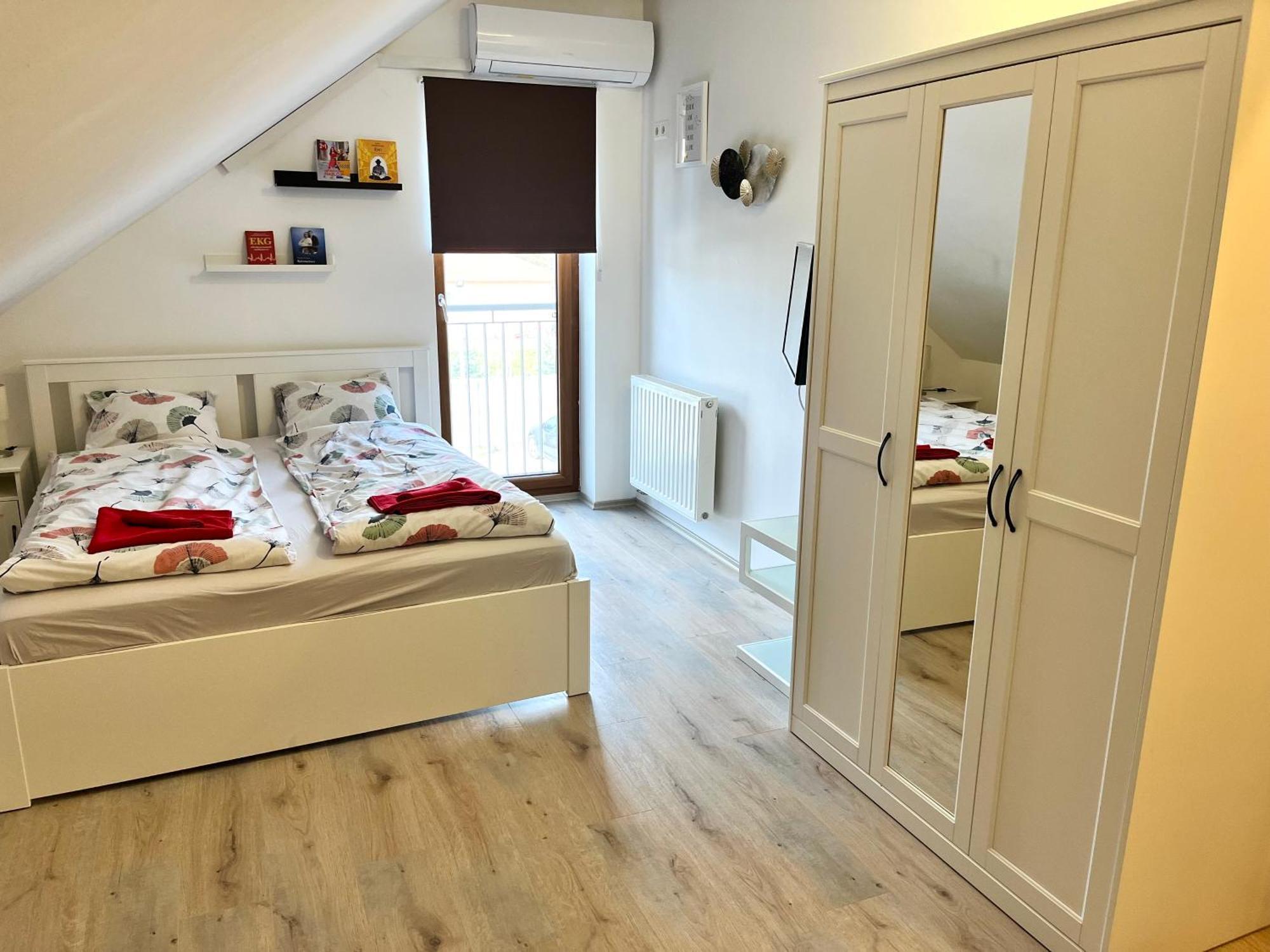 Pipacs Panir & Grill Garden Vendeghaz Hotell Győrújbarát Eksteriør bilde